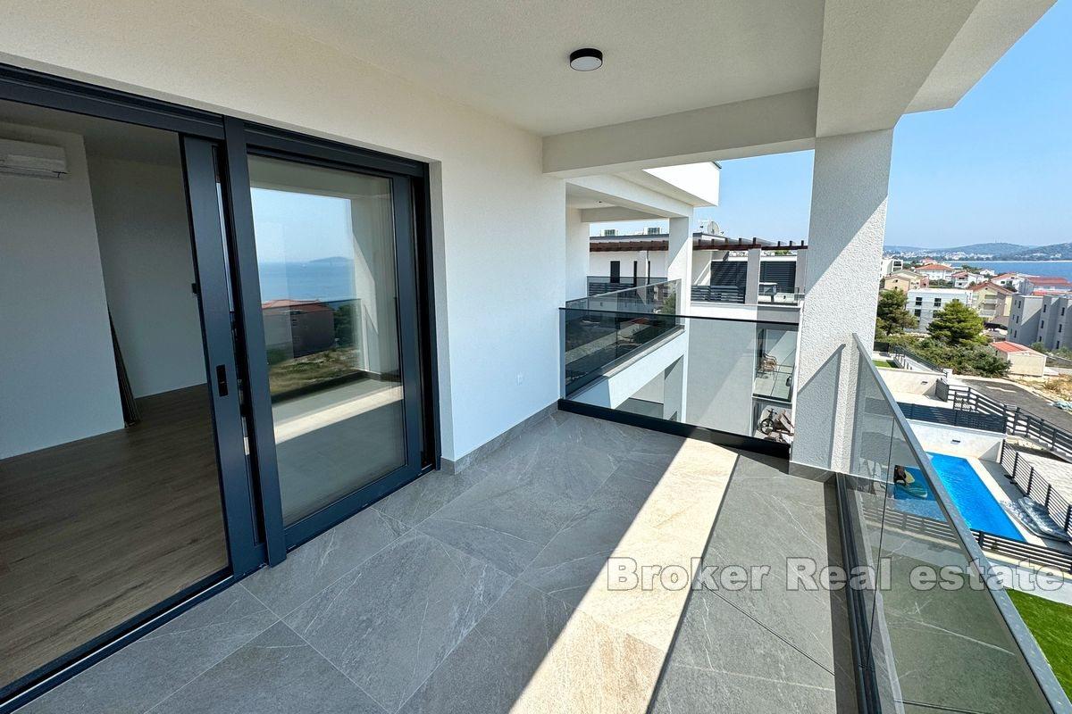Moderne Zwei-Zimmer-Wohnung mit Meerblick