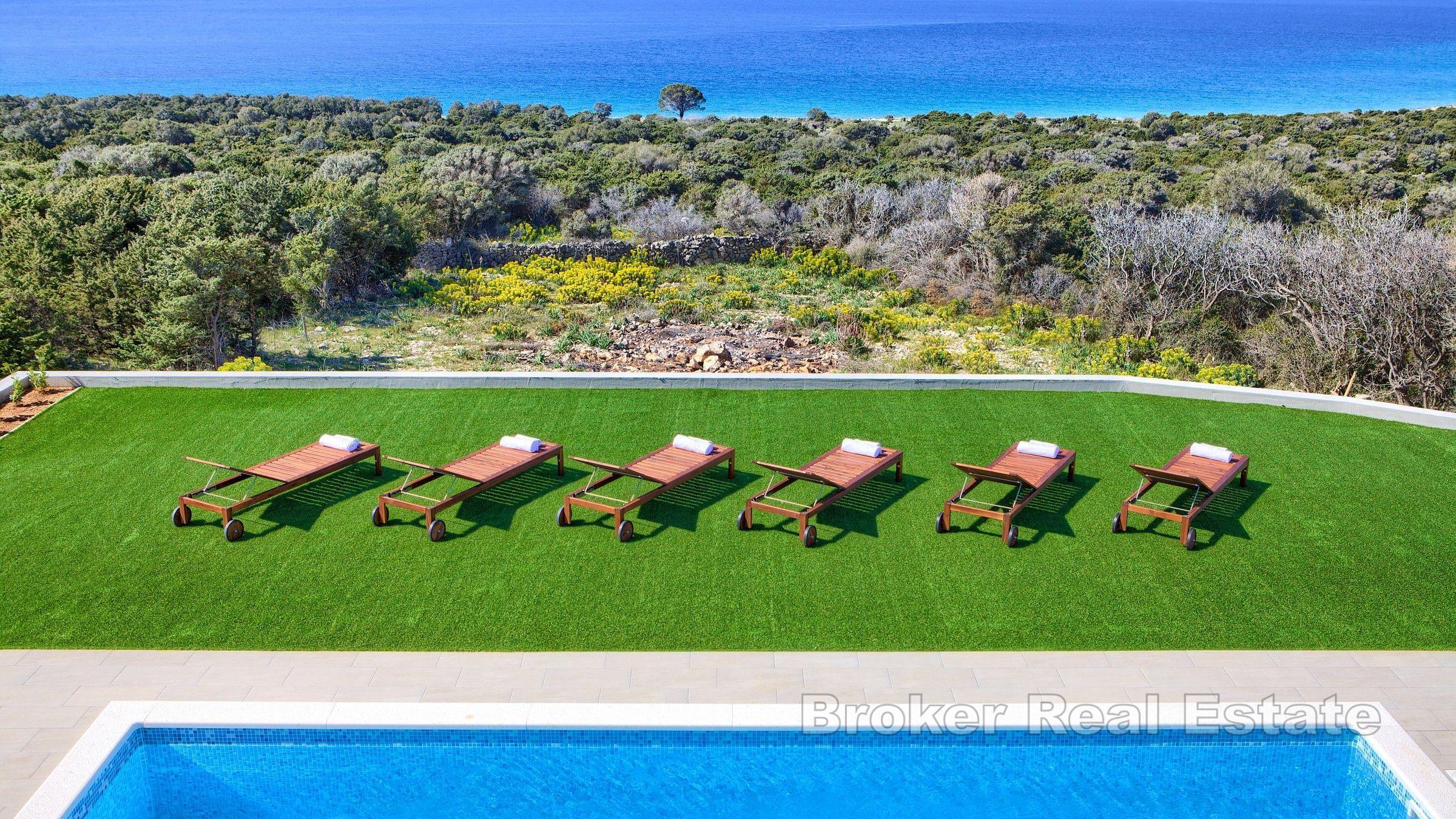 Moderna vila s očaravajućim pogledom na more