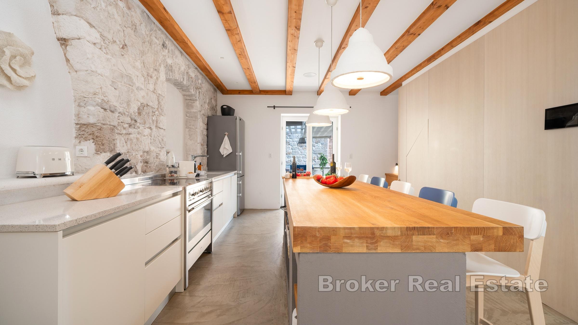 Appartement d'exception en centre ville avec terrasse et vue mer