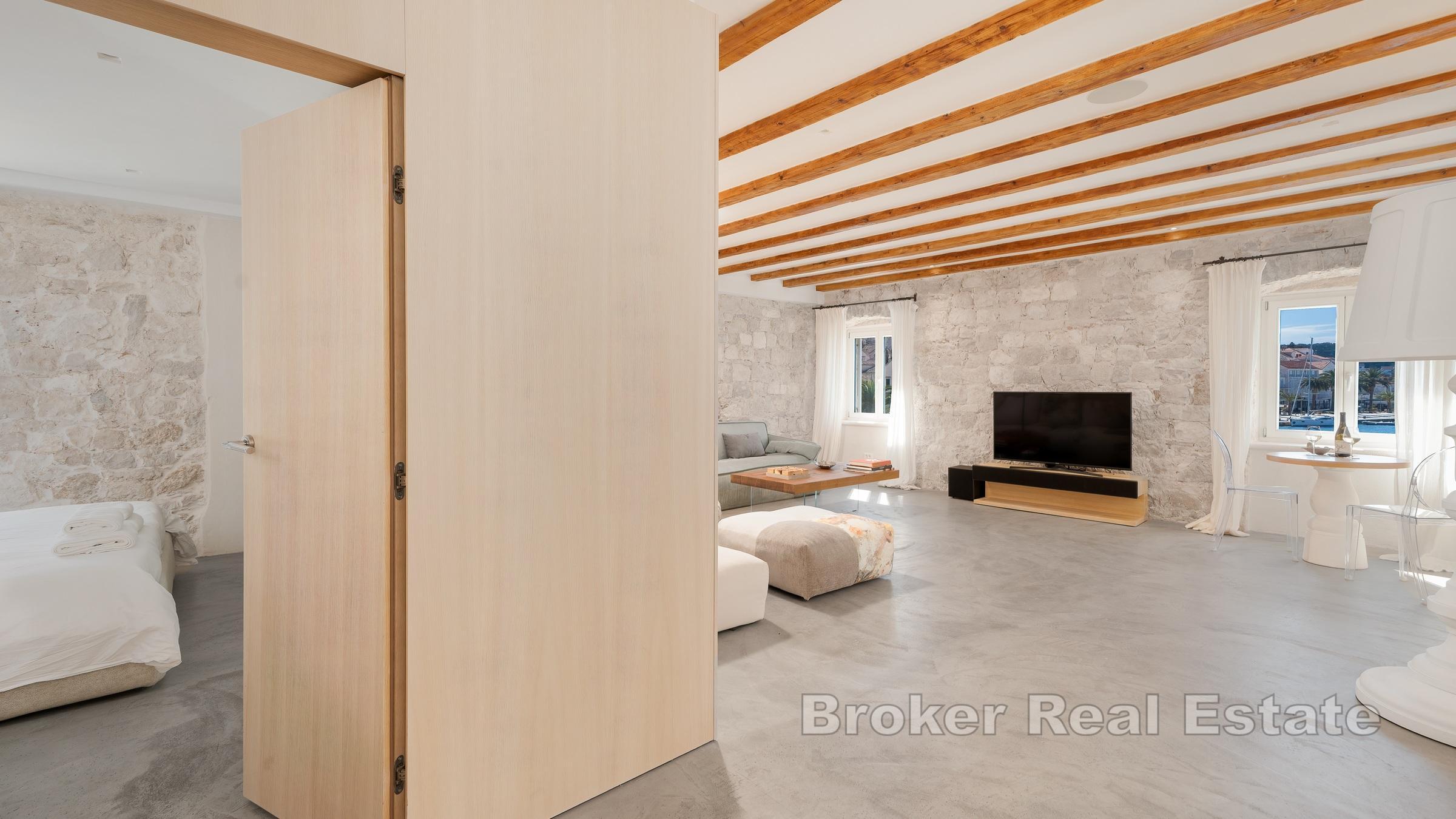 Wyjątkowy apartament w centrum miasta z tarasem i widokiem na morze