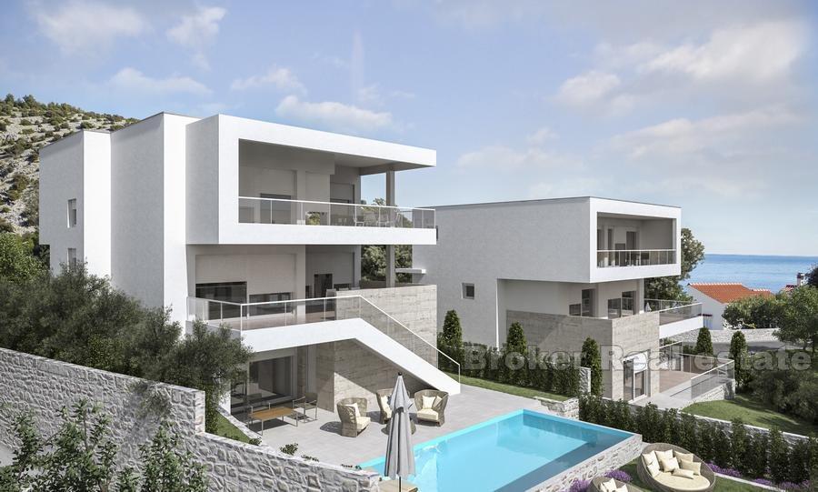 Neue moderne Villa mit Schwimmbad, in Phase der Konstruktion