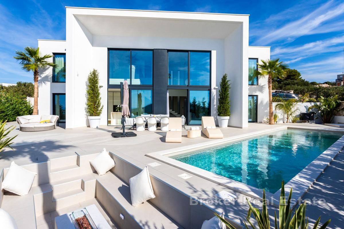 Eine luxuriöse und außergewöhnlich moderne Villa