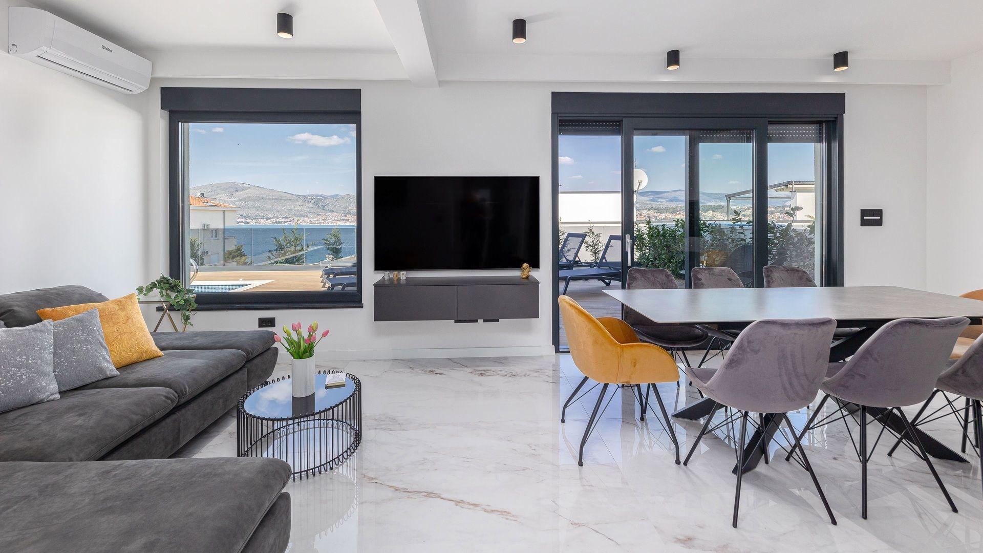 Turistkompleks med havutsikt