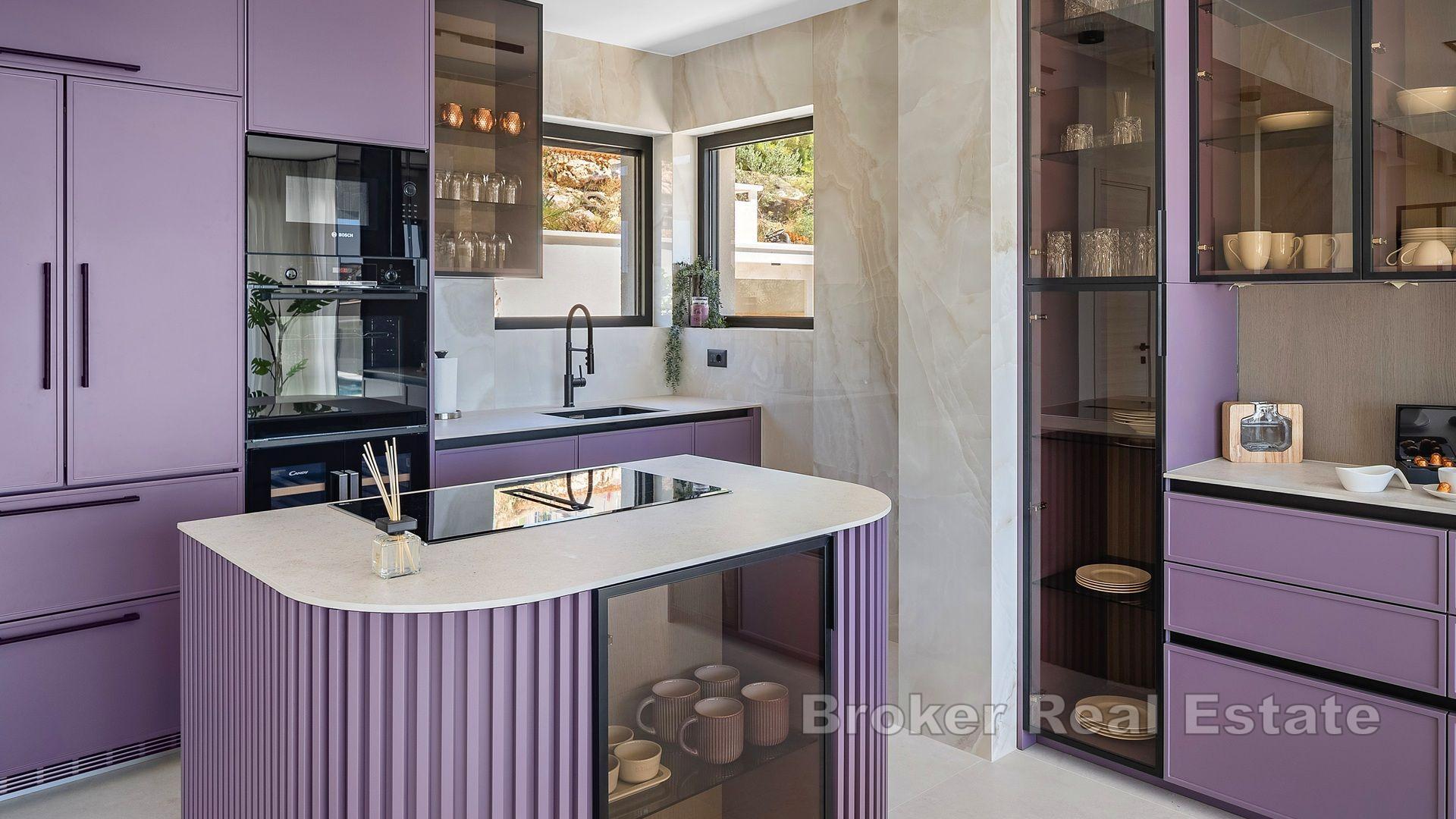 Nybygd luksusvilla med havutsikt