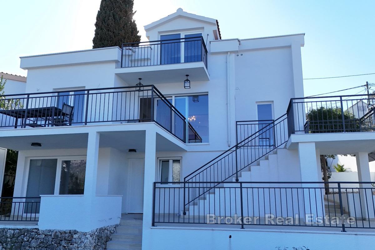 Palazzina prima fila al mare