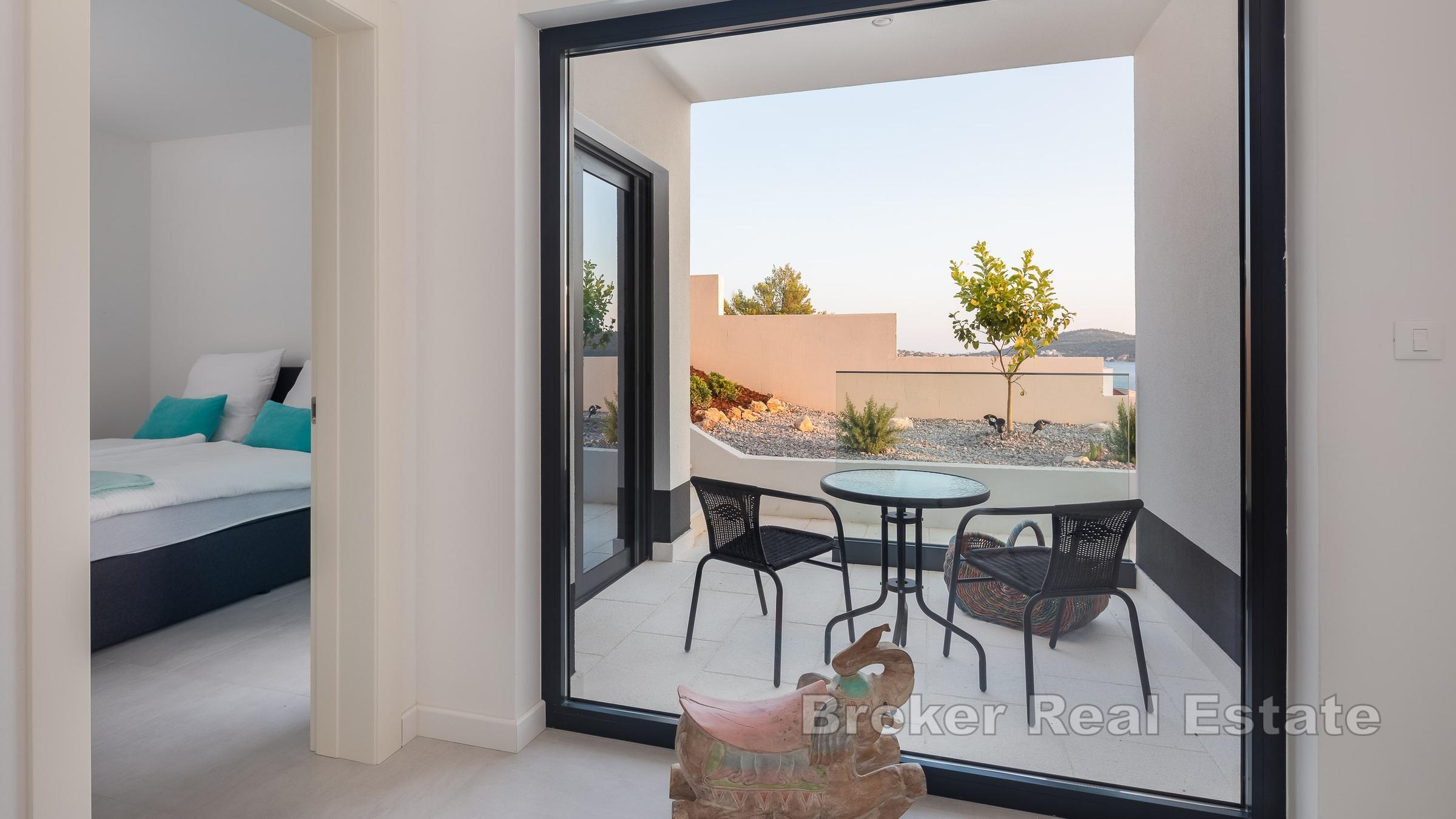 Belle villa jumelée avec piscine et vue mer