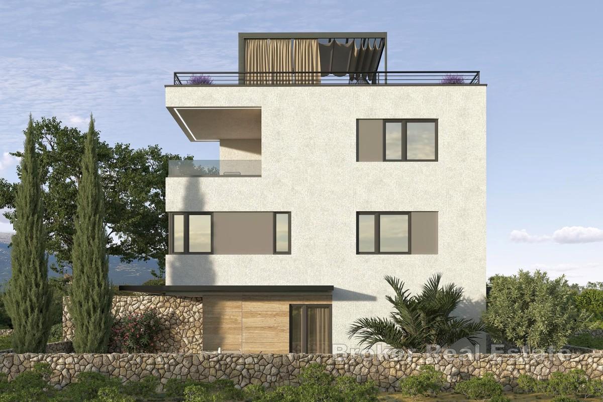 Appartamento duplex con giardino e piscina