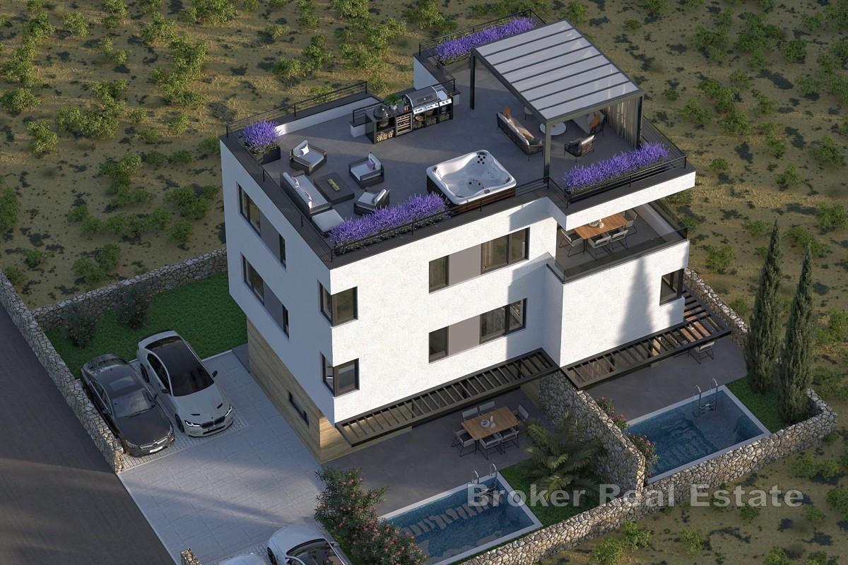 Appartement duplex avec jardin et piscine