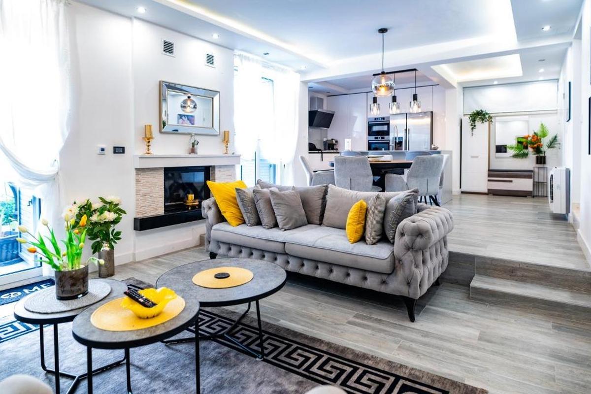 001-2022-459-Split-Bacvice-Modern-villa-for-long-term-rent