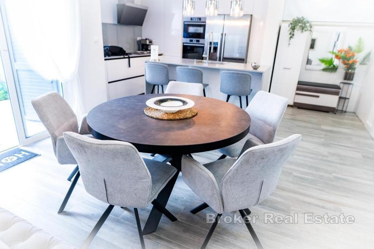 Modern villa för långtidsuthyrning
