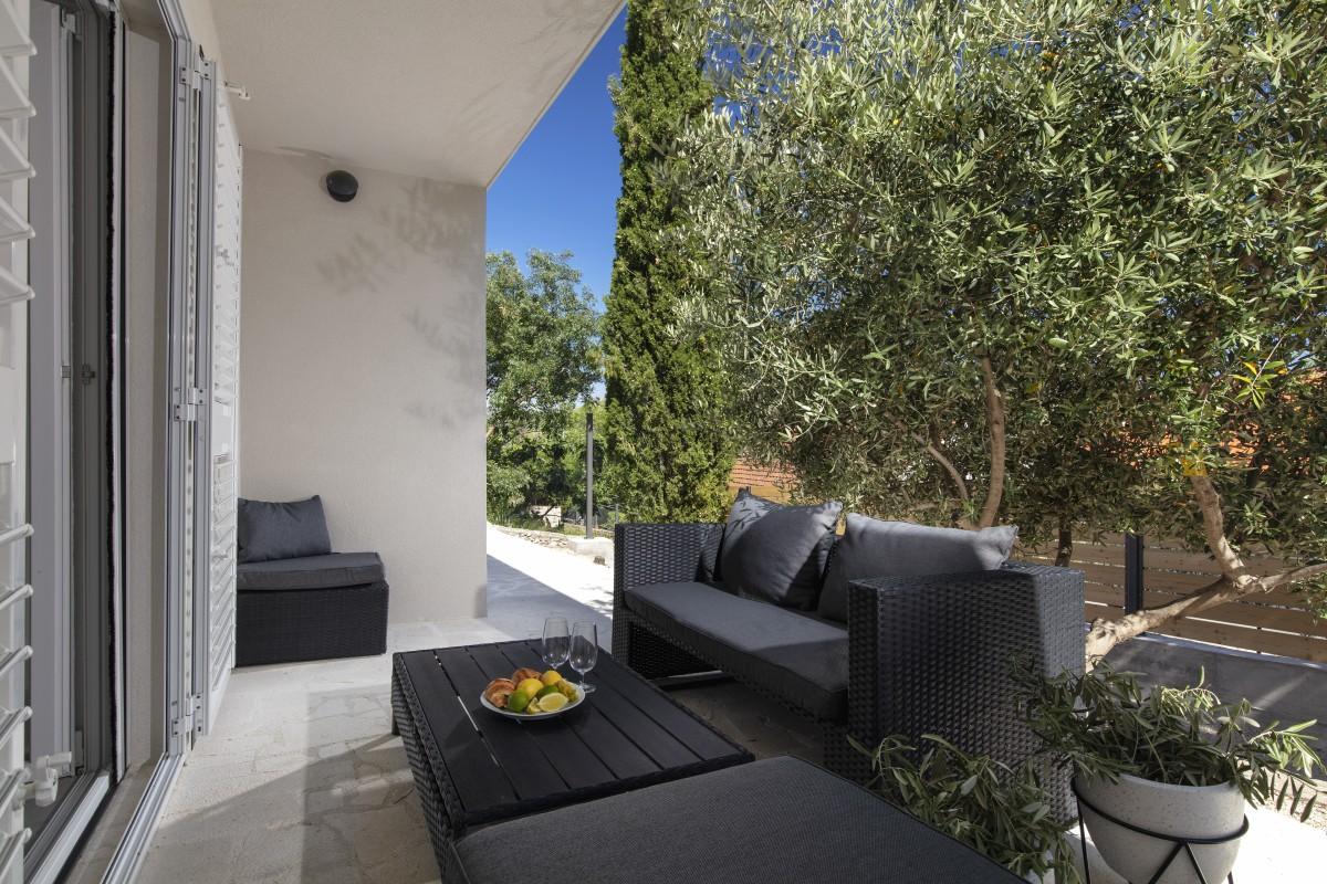 Leilighet med ett soverom og terrasse