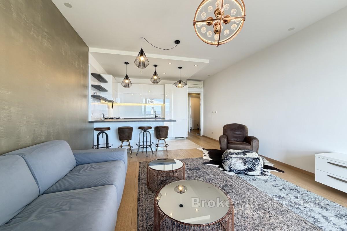 Moderne Zwei-Zimmer-Wohnung mit Meerblick