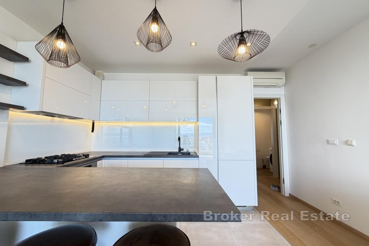 Moderne Zwei-Zimmer-Wohnung mit Meerblick