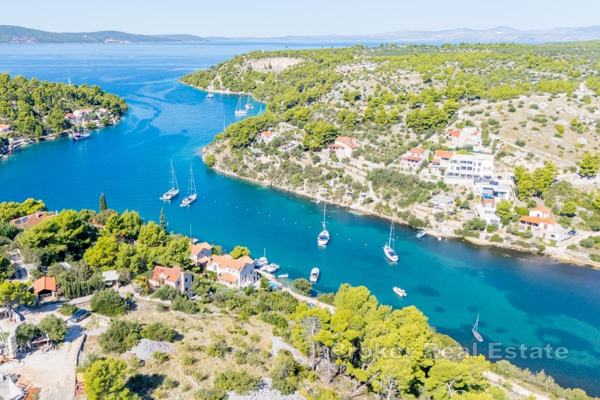 Građevinsko zemljište u prvom redu do mora