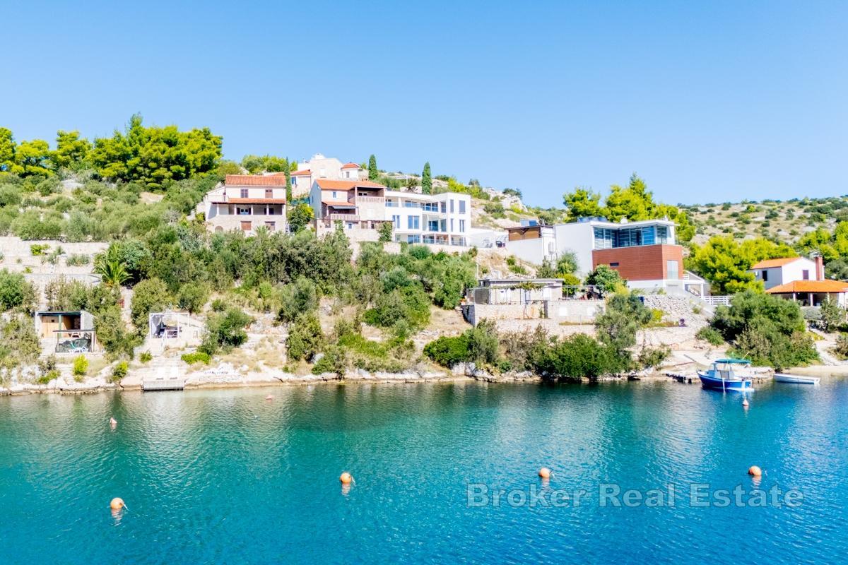 Byggetomt i første rad mot sjøen