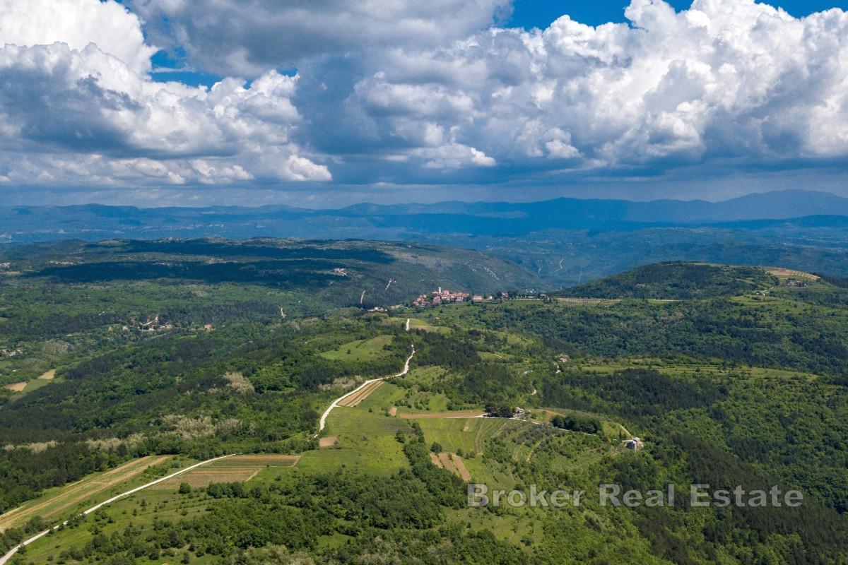 Jedinstveno imanje s idejnim projektom i velikim investicijskim potencijalom