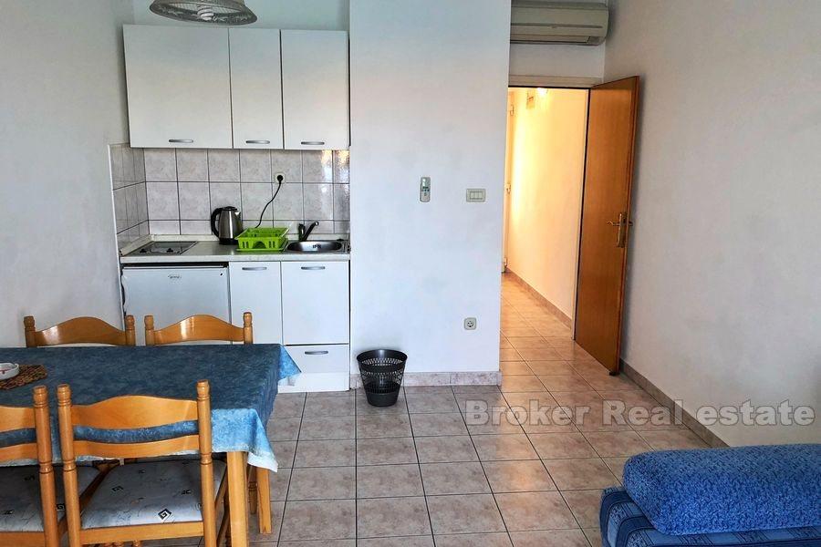 Leilighet hus på første rad til sjøen