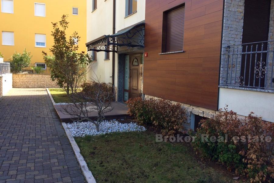 Appartement au premier rang de la mer