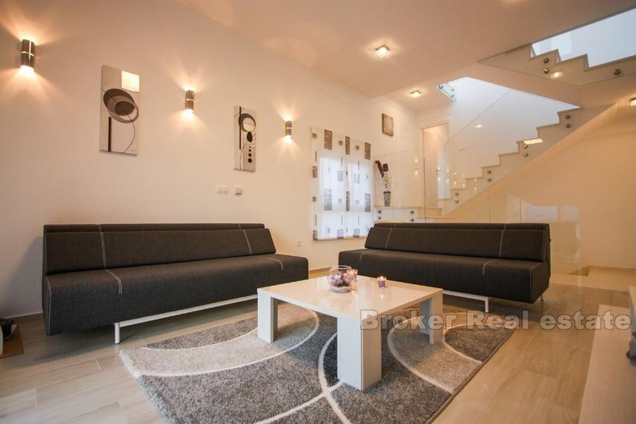 Willa rodzinna z basenem