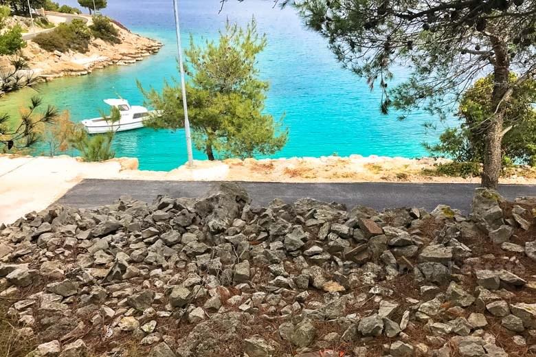 Building land plot for sale, at first row to the sea