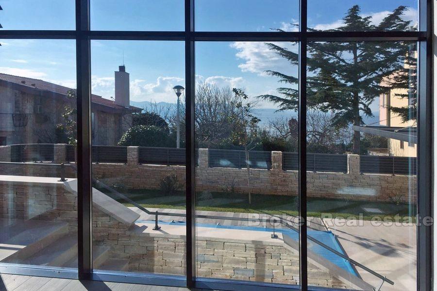 New built modern villa with swimming pool