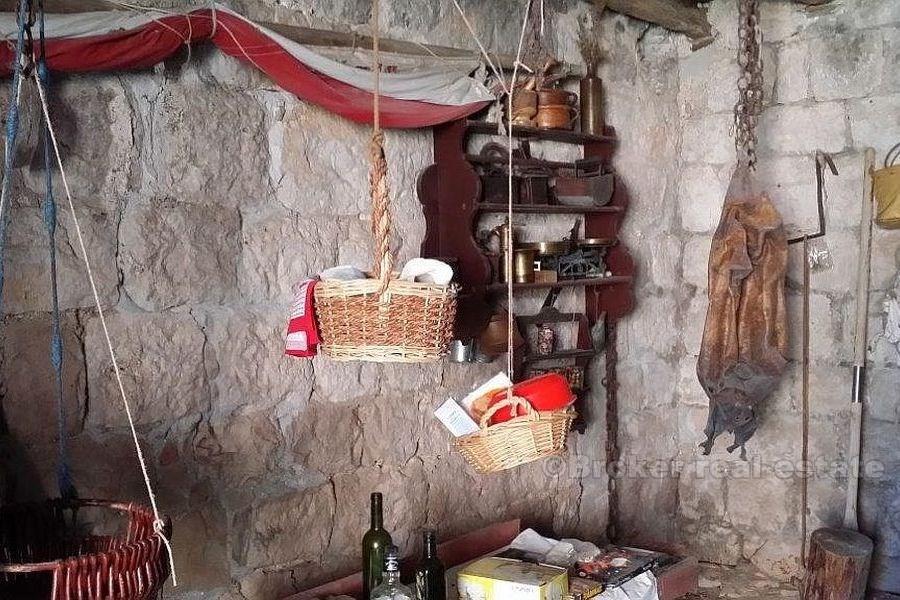 Eksepsjonell eiendom til salgs på øya Hvar