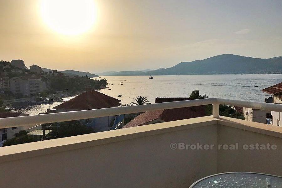 Romslig familiehus på øya Ciovo