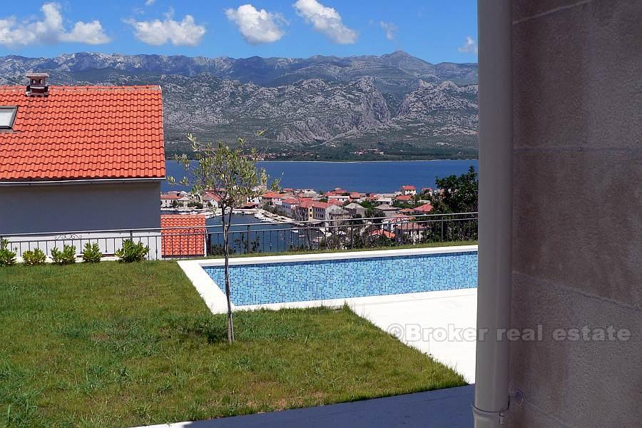 Nybyggd, stenvilla, Zadar-området