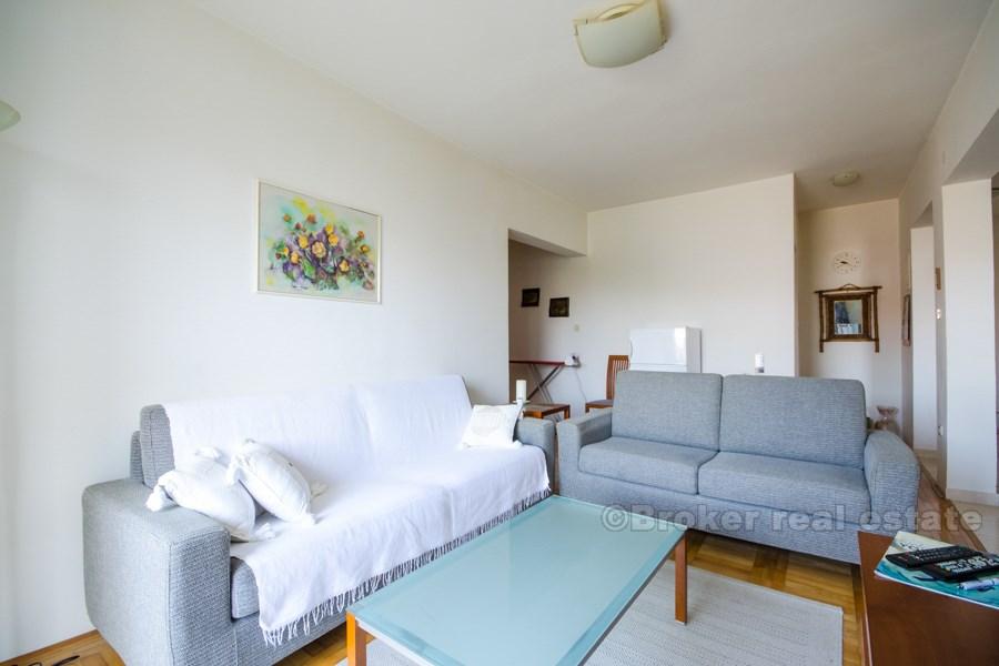 Przestronny apartament z 4 sypialniami