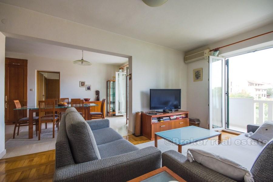Przestronny apartament z 4 sypialniami