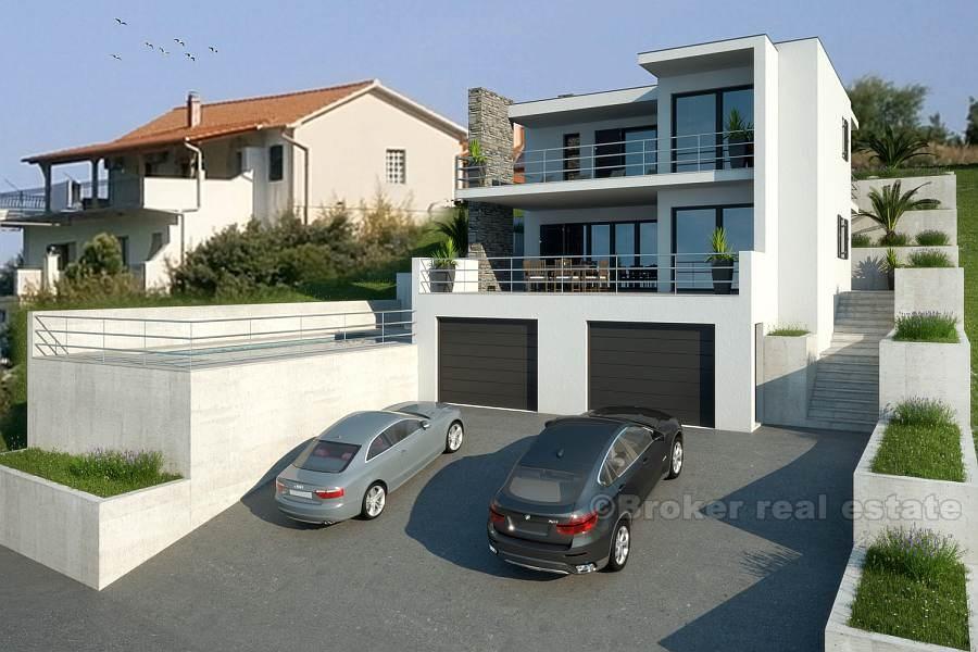 Новая вилла в первом ряду от моря