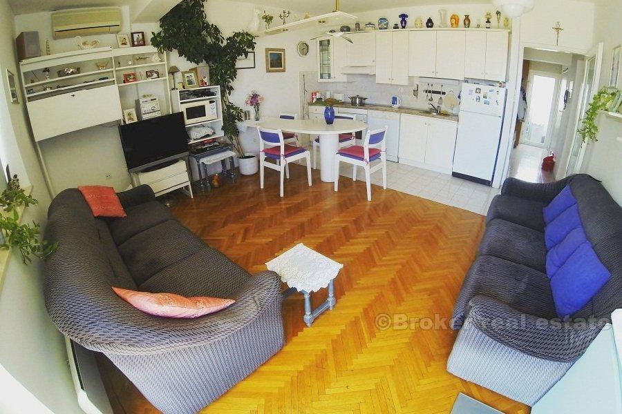 Apartament z pięknym widokiem na morze (Skrape), na sprzedaż
