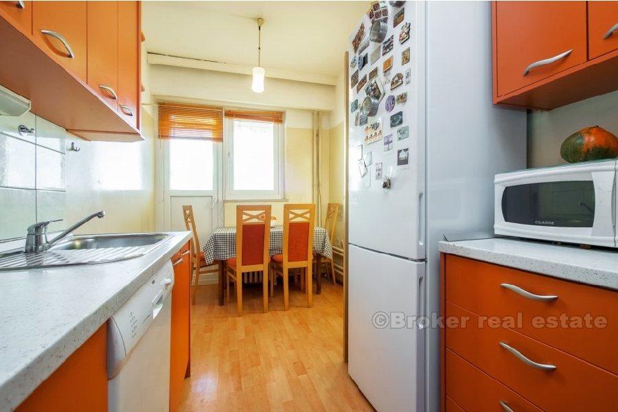 Zwei-Zimmer-Wohnung in einer ausgezeichneten Lage (Spinut), na prodaju