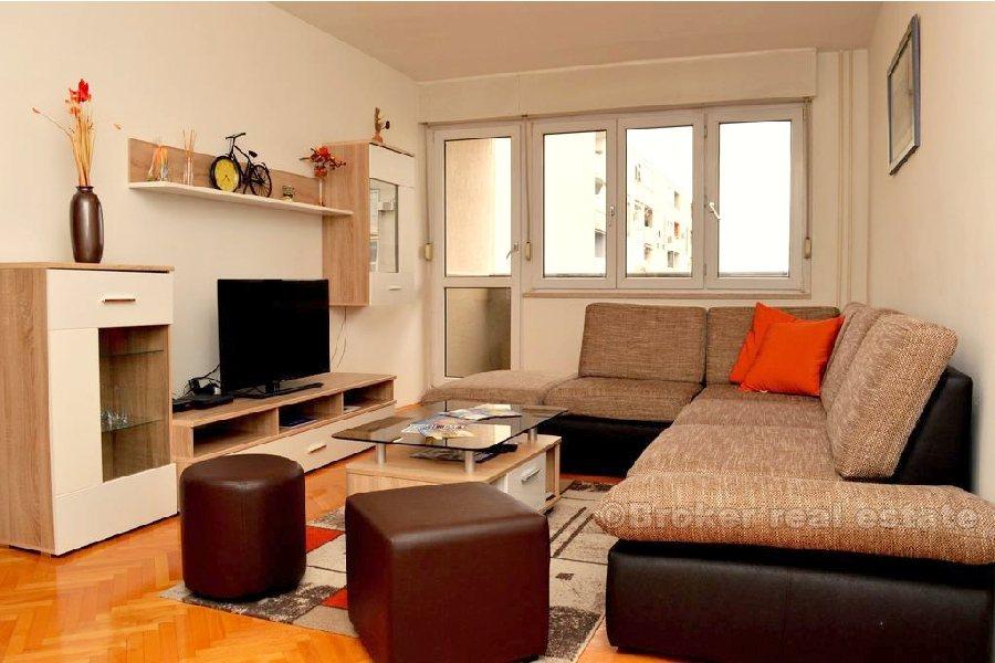 Blatine, apartament z trzema sypialniami, na sprzedaż