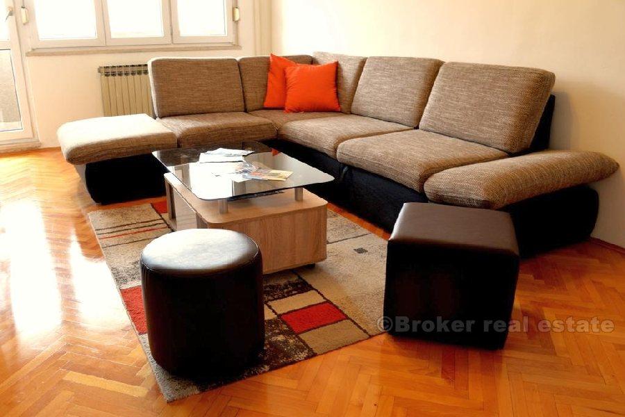 Blatine, apartament z trzema sypialniami, na sprzedaż