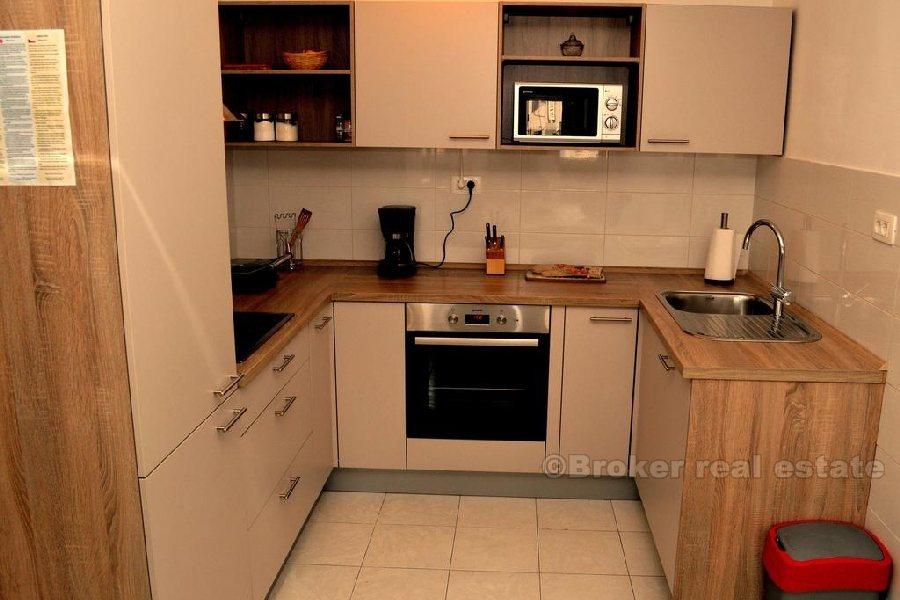 Blatine, apartament z trzema sypialniami, na sprzedaż