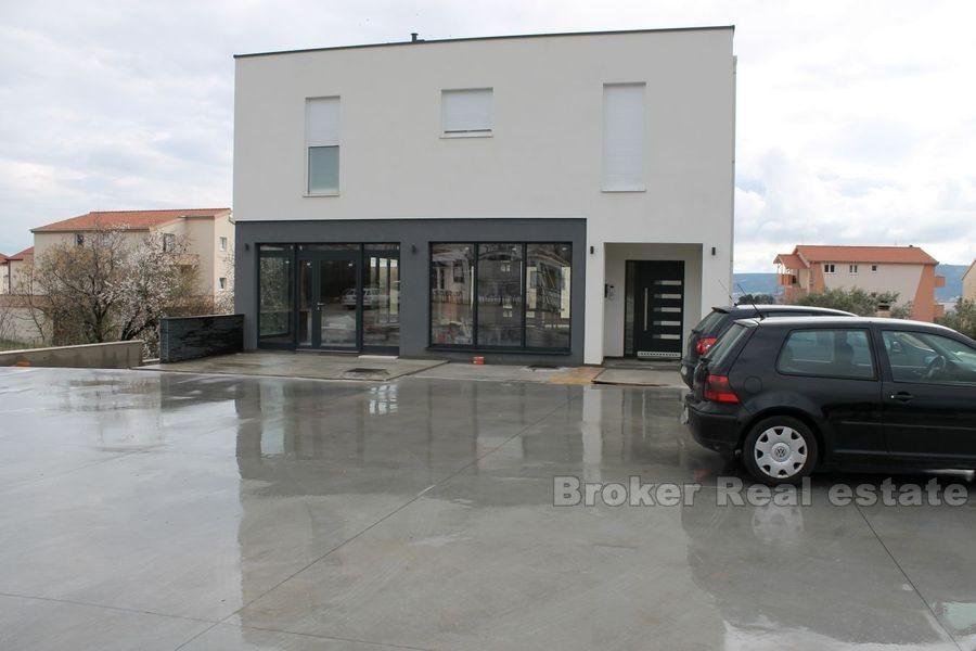 Business space, for rent
