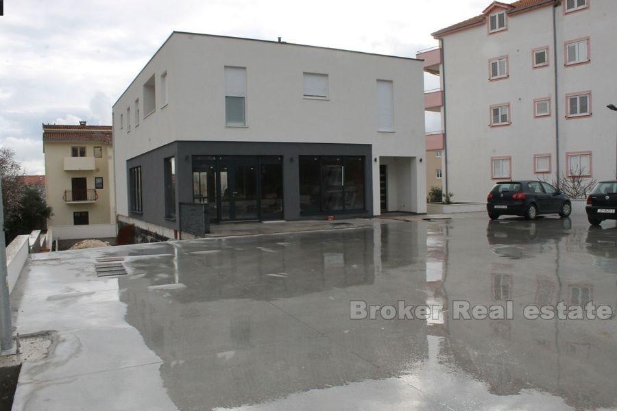 Business space, for rent