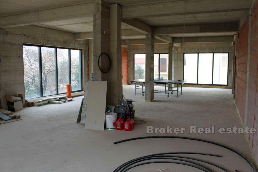 Business space, for rent