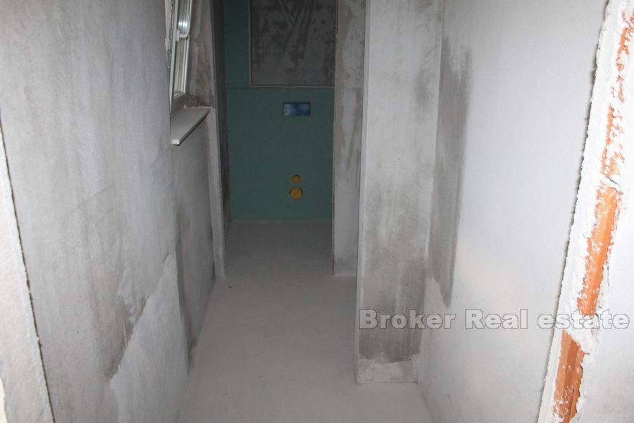 Business space, for rent