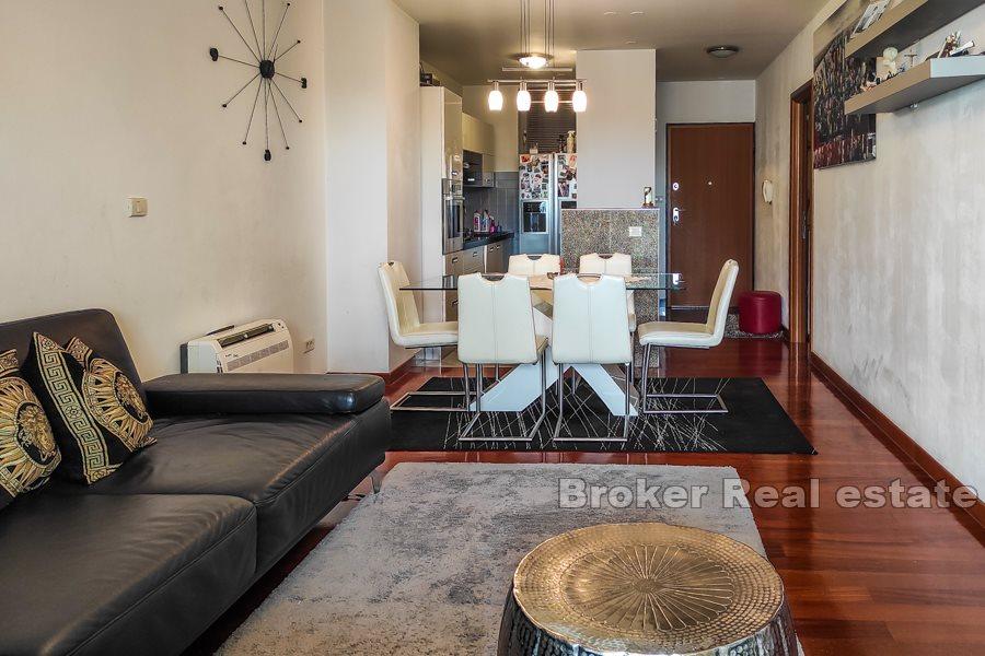 Wygodne mieszkanie z dwiema sypialniami, Firule