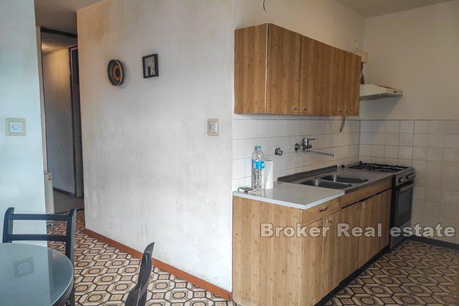 Three bedroom apartment, sea view, Trstenik