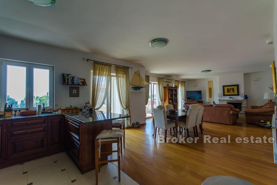 Meje, lägenhet med tre sovrum