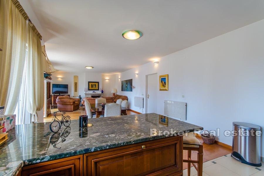 Meje, Wohnung mit drei Schlafzimmern