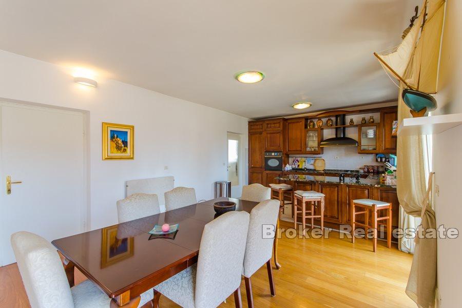 Meje, Wohnung mit drei Schlafzimmern