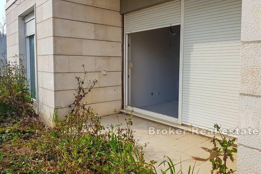 Comfortable apartment, located on the ground floor, Znjan