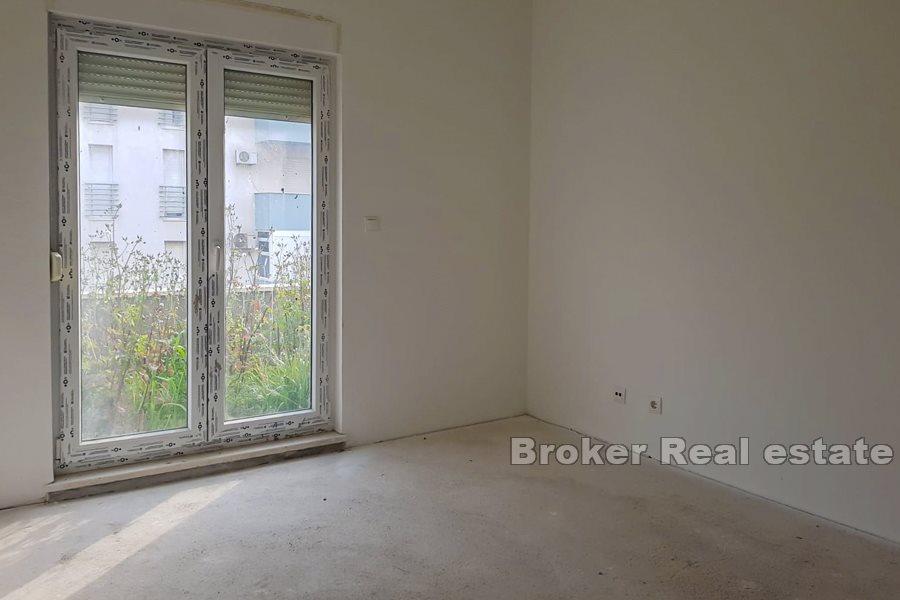 Comfortable apartment, located on the ground floor, Znjan