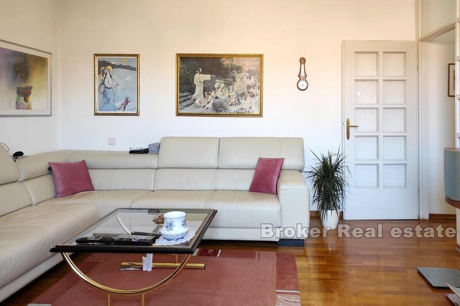 Bacvice, nice and comfortable apartment
