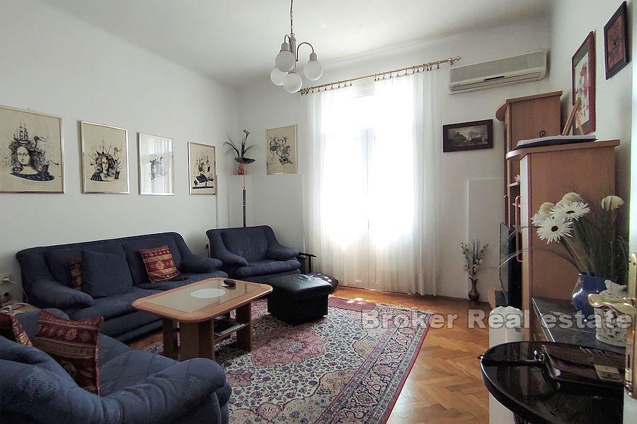 Comfortable three bedroom apartment