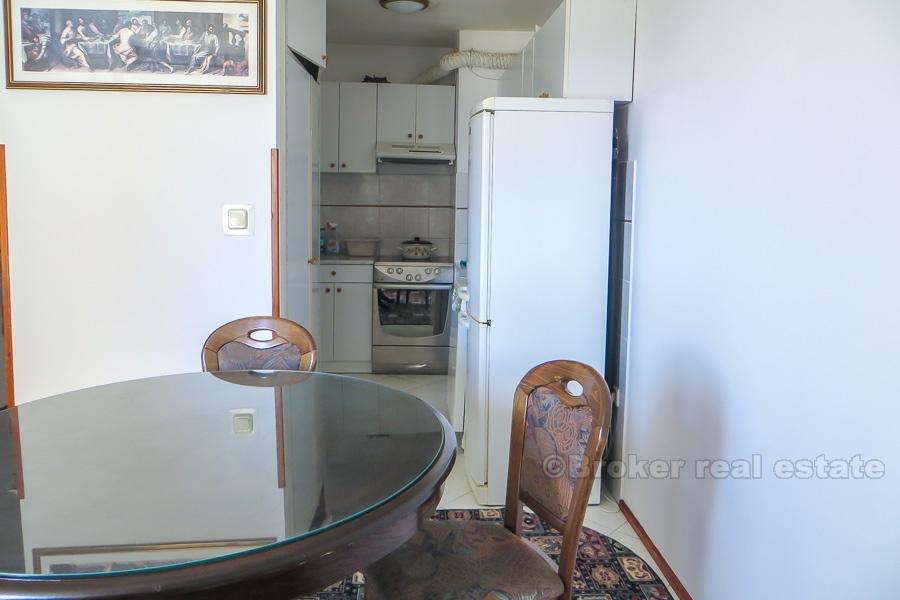 Ein-Zimmer-Wohnung in Mertojak, Verkauf